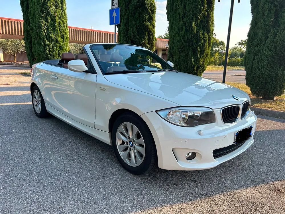 BMW 1 Series E81/E82/E87/E88 [2004 - 2011] 118d 2011