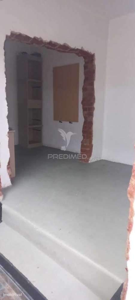 Arrenda se espaços comerciais - Volta Da Pedra /Palmela 350€/400€ - Grande imagem: 4/4