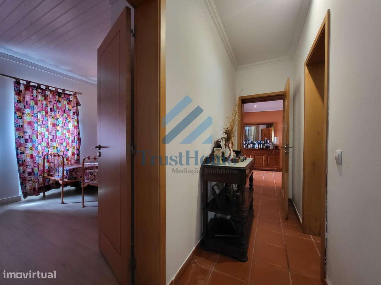 Moradia V5 com jardim, piscina e ginásio no centro de Coruche-20