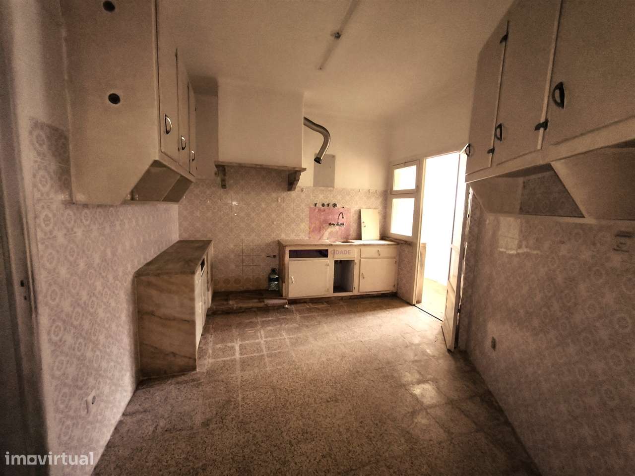 T2 para Reabilitação no Centro de Carnaxide | Elevado Potencial de Val - Grande imagem: 5/21