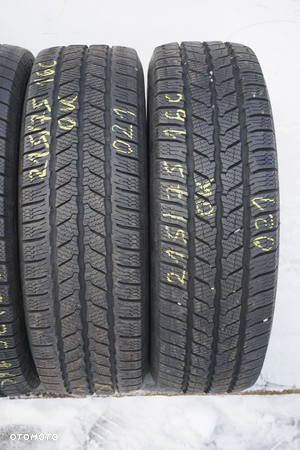 215 75 16C Continental VanContact Winter 17r 9,5mm - 3