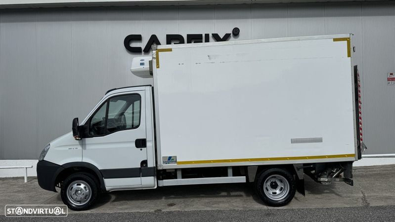 Iveco Daily 35C13 C/ Plat. Elev.  C/ frio - 3