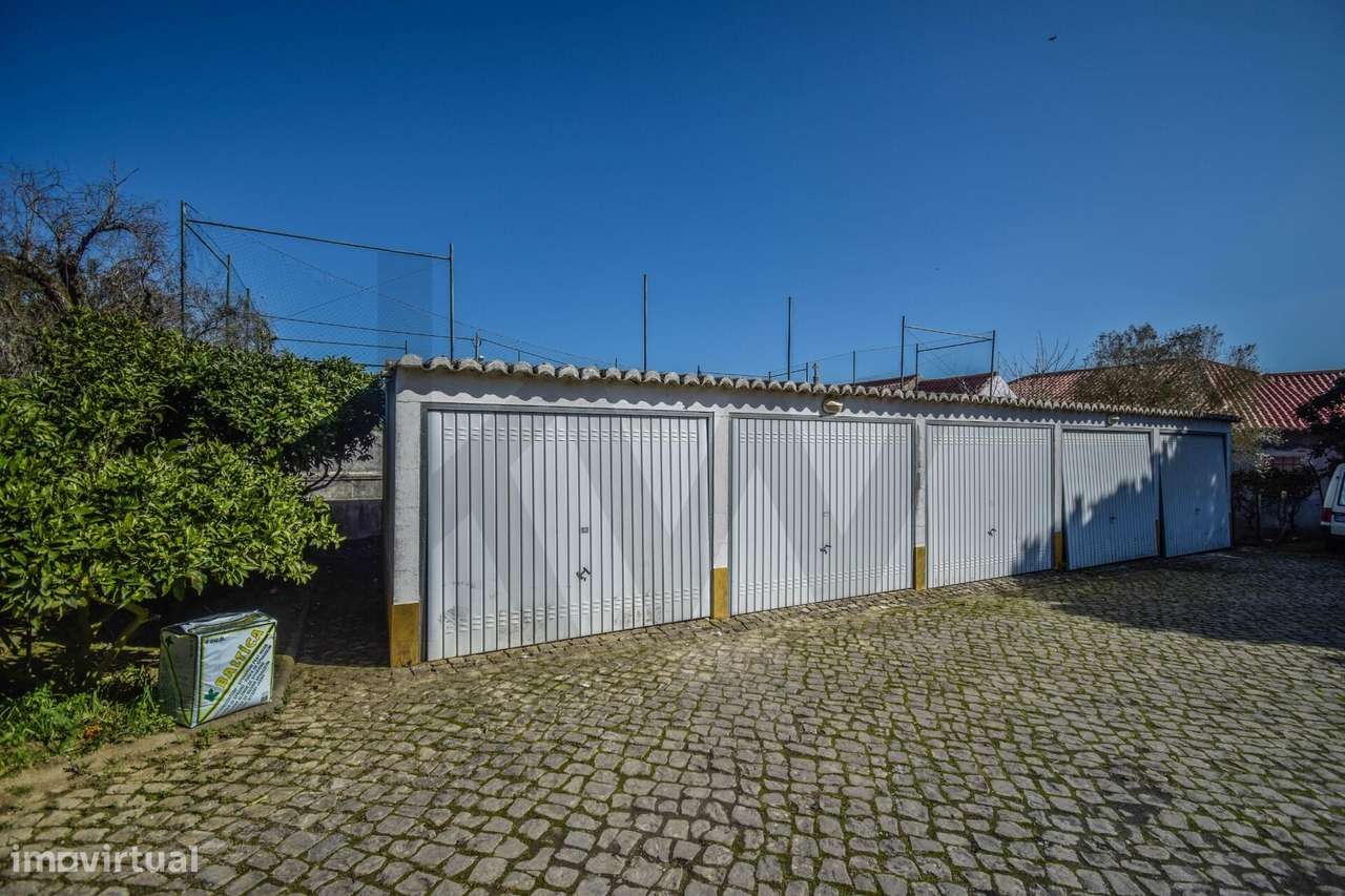 Quinta com Solar e Capela - Referência Histórica em Mafra-45