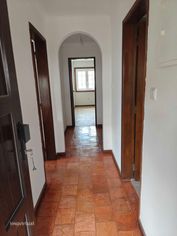 Morada T1 Centro de Gouveia c/ Garagem - Remodelada - Grande imagem: 3/12