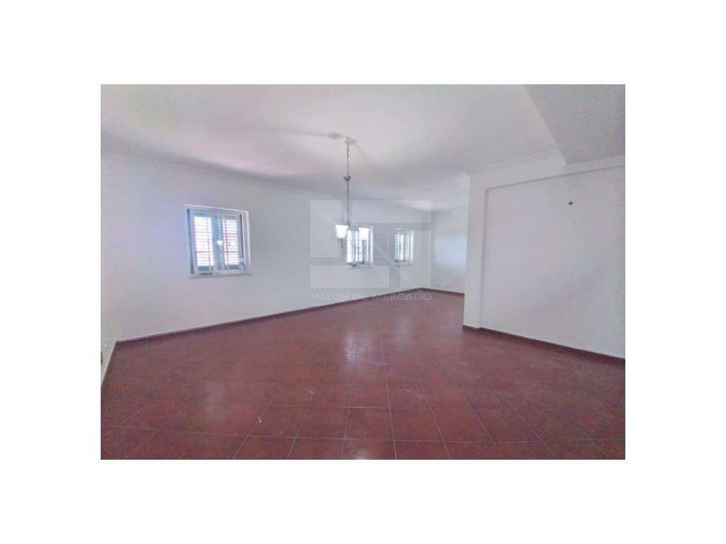 Moradia Bi-Familiar em Albarraque - Grande imagem: 2/40