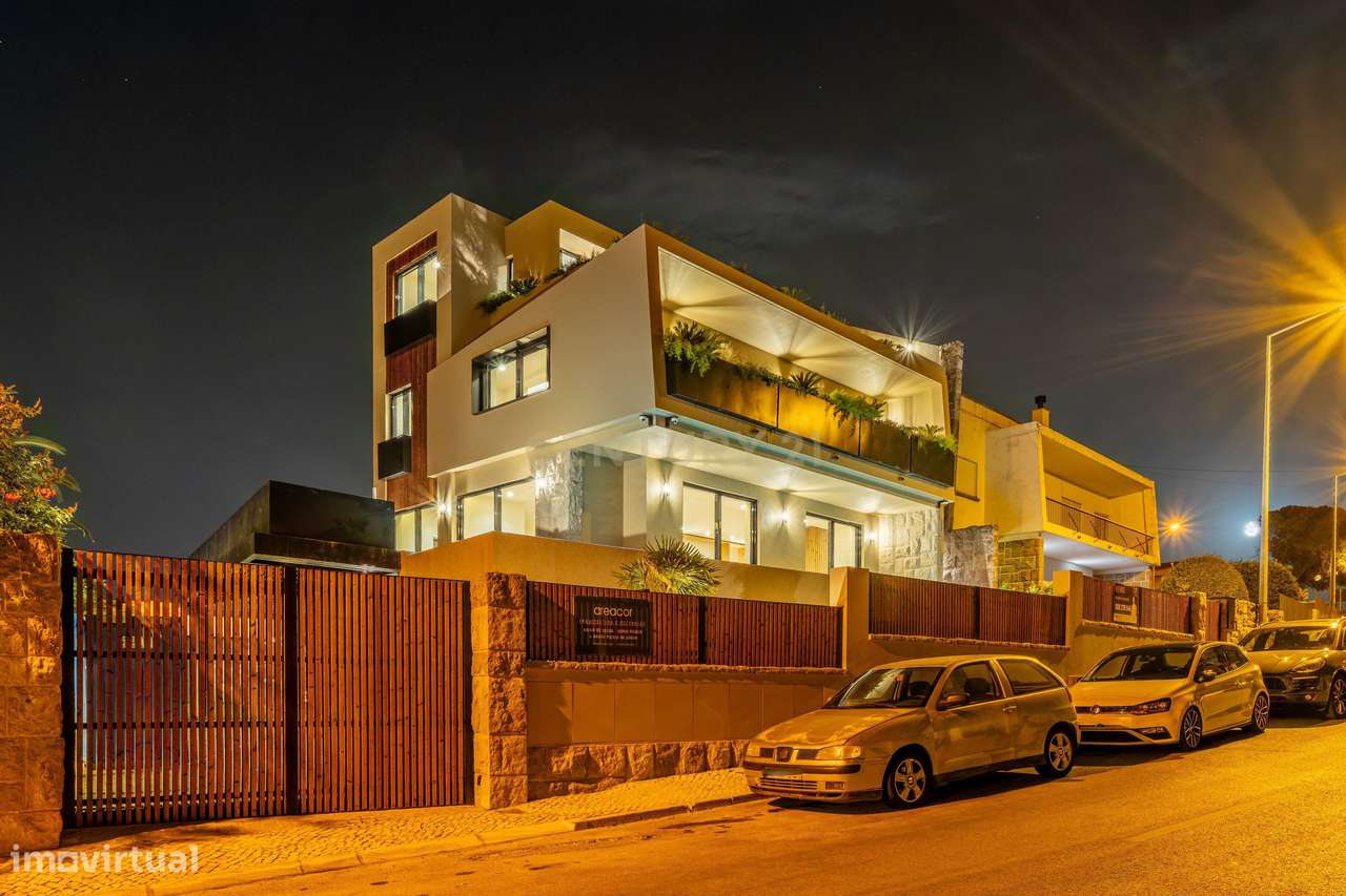 Moradia T4 + T0 Independente — Alto da Parede, Cascais-52
