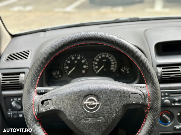 Opel Astra Classic III 1.4 - 12