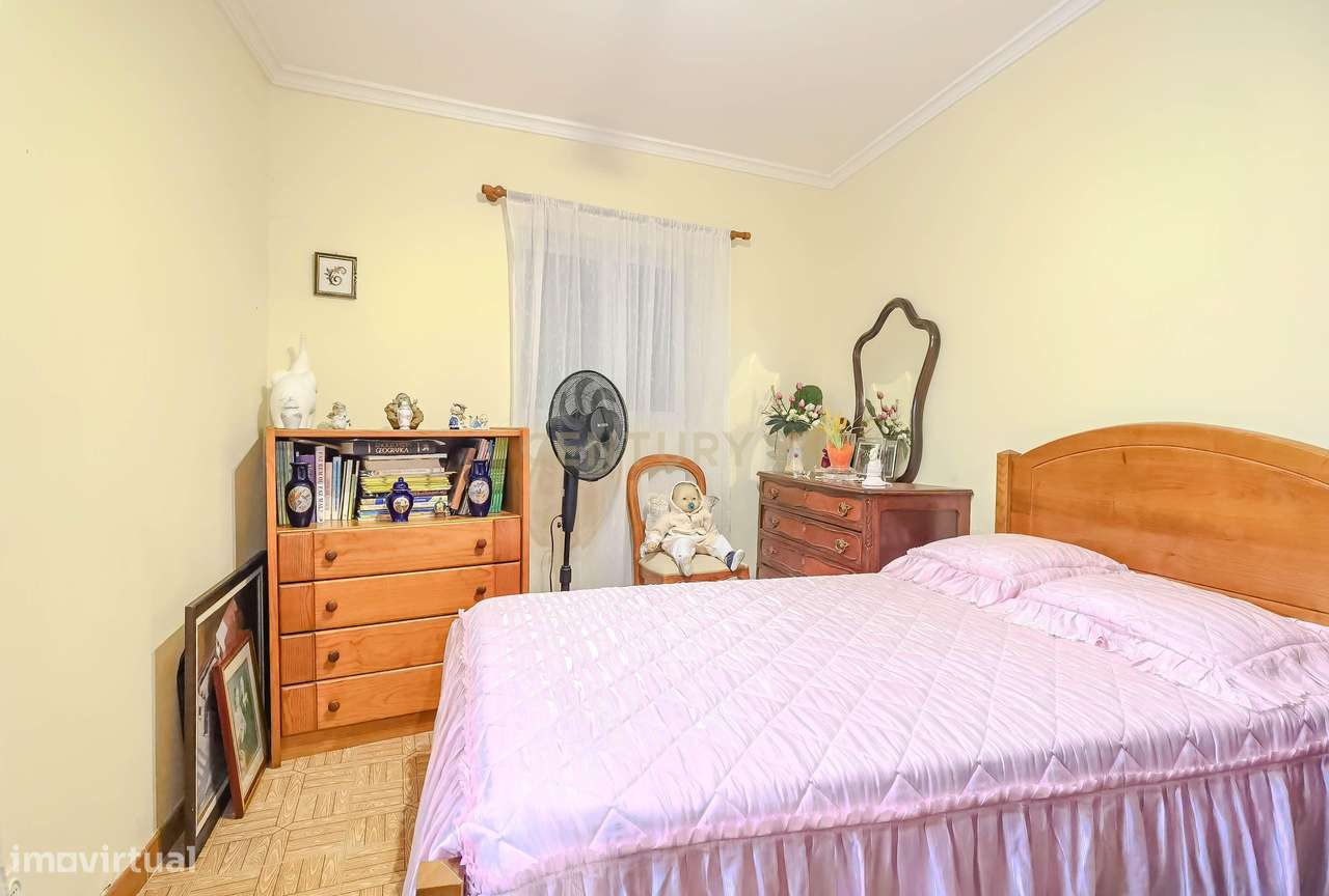 Moradia Bi-Familiar T4 Perafita-15