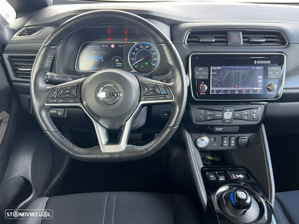 Nissan Leaf N-Connecta Two Tone - 13
