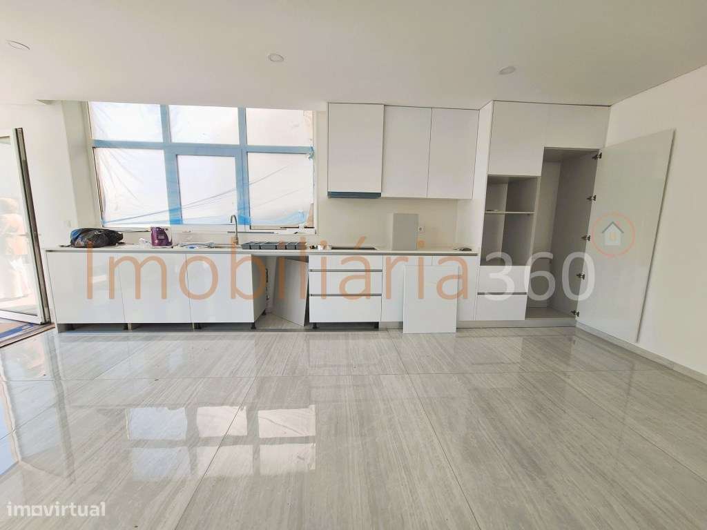 **Apartamento T3 Novo em Vilela-Paredes: Conforto e Modernidade ao ...-16