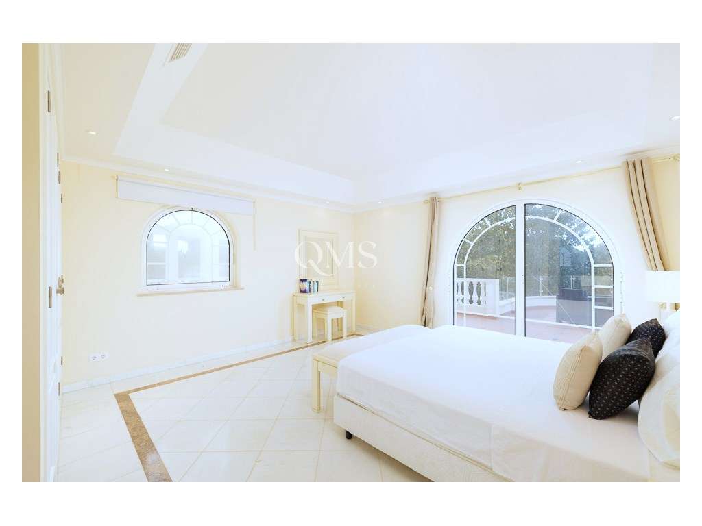 Moradia T4 Frente Golfe com Piscina & Total Privacy Vale do Lobo Al...-49