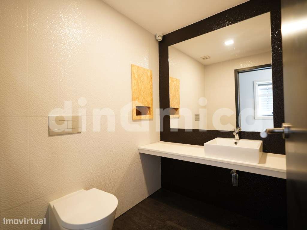 Imóvel Industrial / Serviços-9