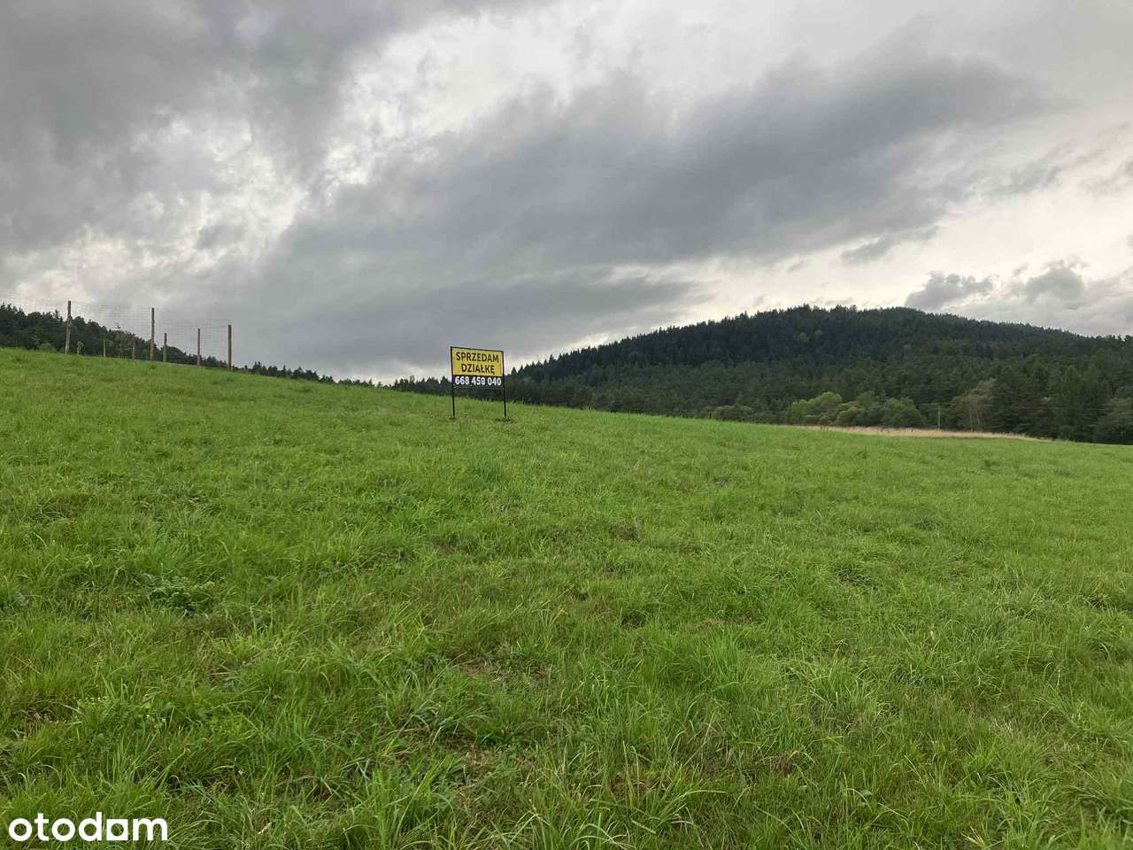 Widokowa działka budowlana w Bieszczadach-5