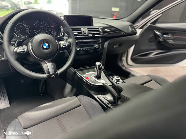 BMW 320 d Auto Line Sport - 24