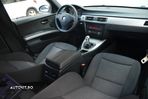 BMW Seria 3 320d Touring - 14