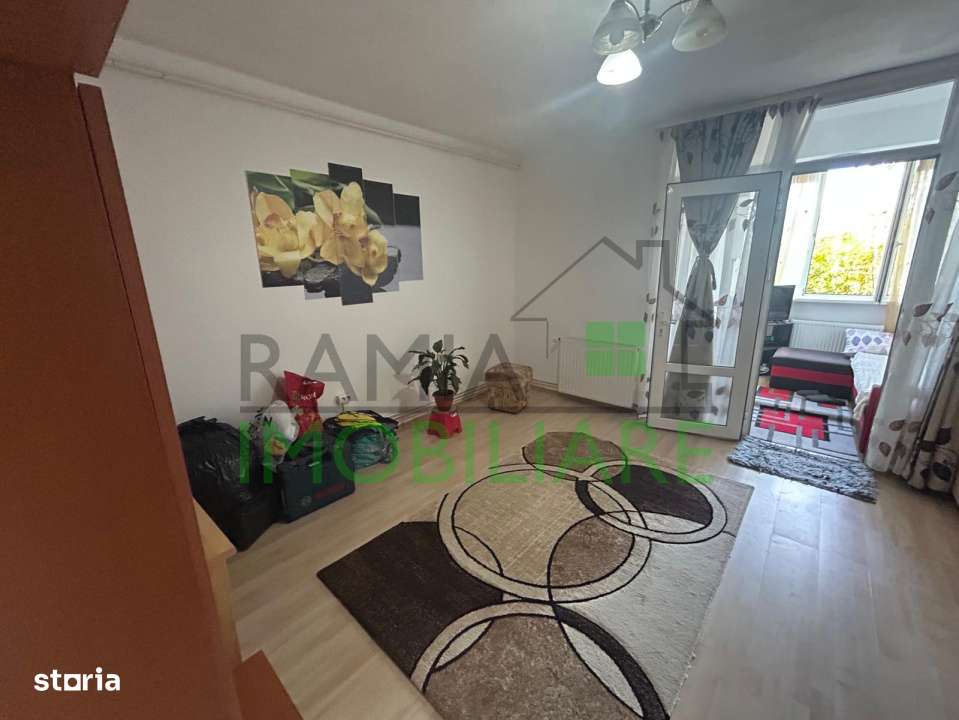 Garsoniera de vanzare  cartier Noua-0