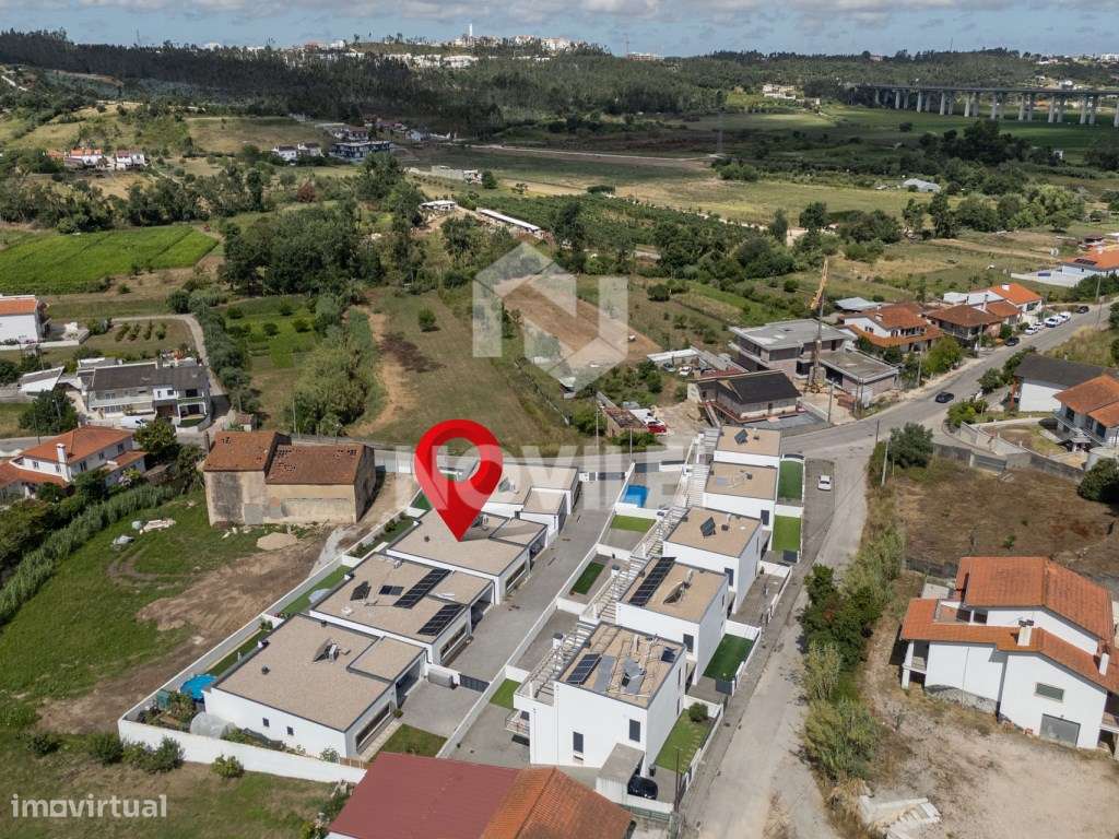 Moradia T3, térrea, a poucos minutos do centro da cidade-26