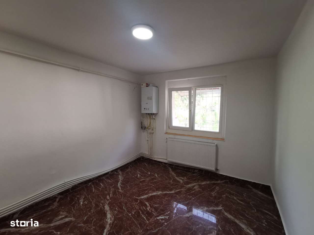 Garsoniera renovata zona Liceului Pedagogic - Imagine principală: 3/8