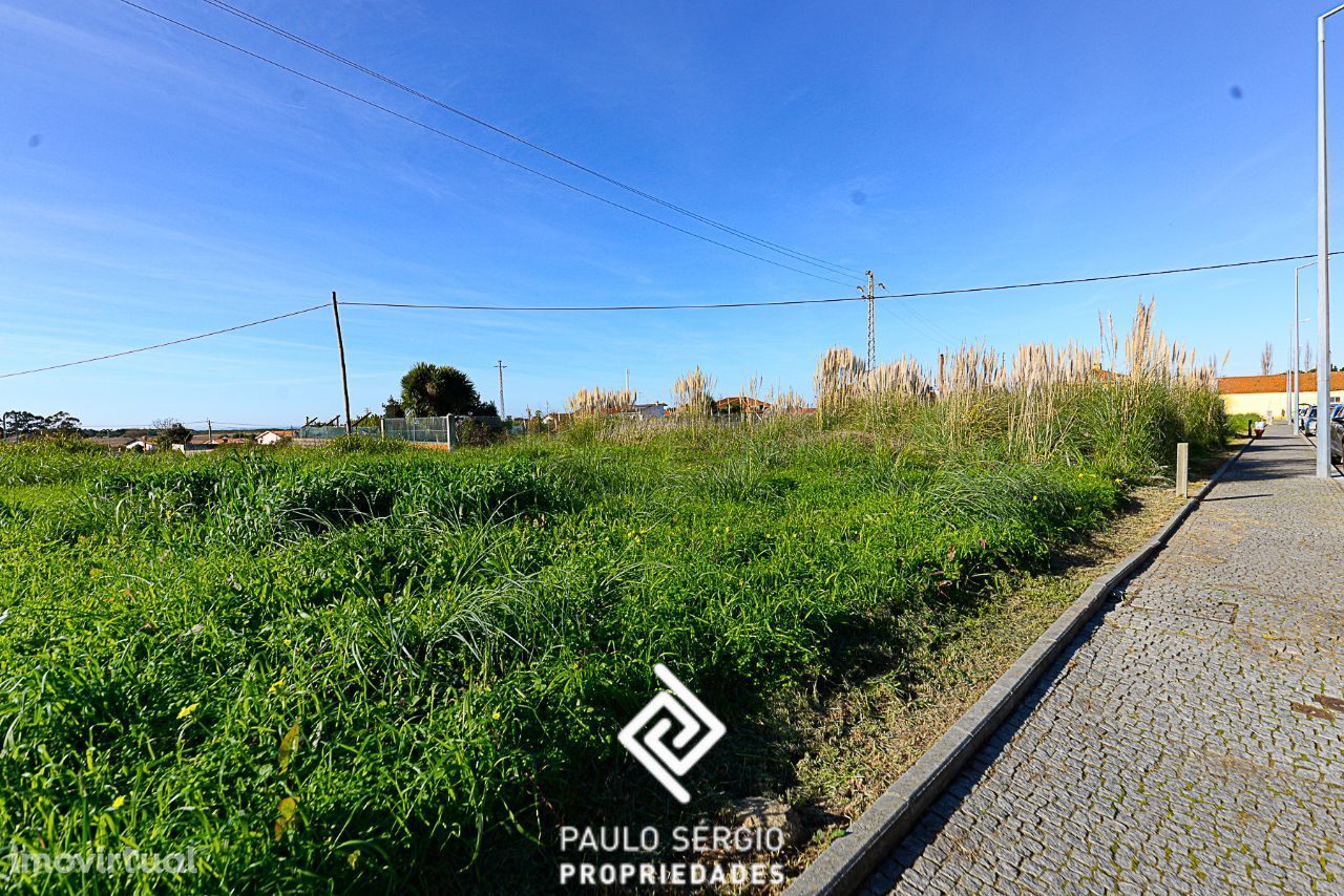 Excelente lote de terreno para construção em Esmoriz,200m dos Comboios