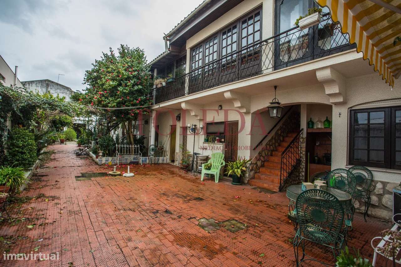 Moradia T7 em Almeirim-9