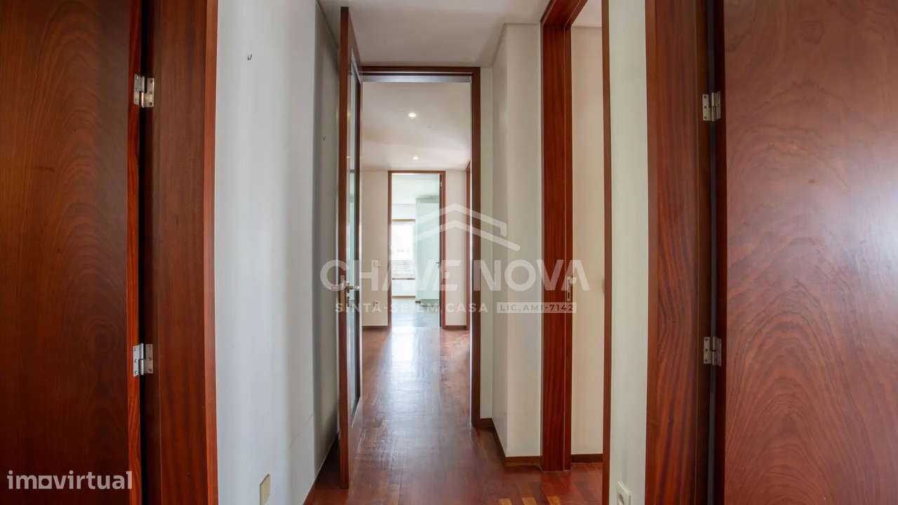 Apartamento T3 Praça das Flores - Bonfim - Porto-27