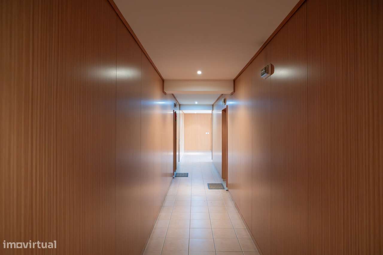 T3 com Suíte | Condomínio Fechado com Piscina | Barcelinhos-29