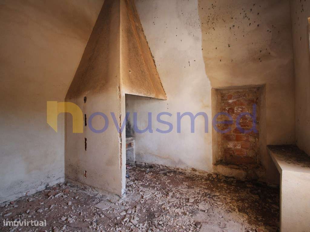Moradia térrea para reabilitar na Centeeira, Paderne - Albufeira, N...-9