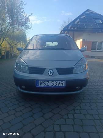 Renault Grand Scenic - 6