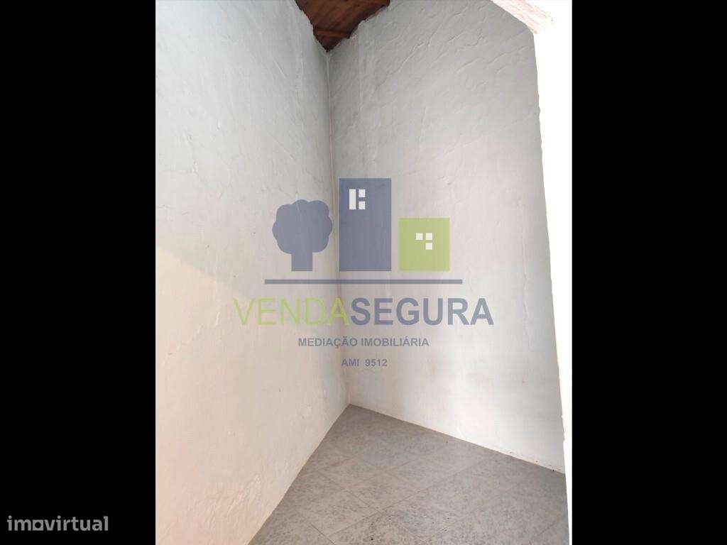 Moradia T1 R/C com quintal | Sobral da Adiça - Grande imagem: 4/19