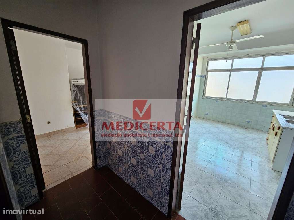 Azambuja - Centro T2 - 75m² - Grande imagem: 5/21