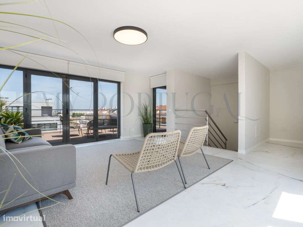 Elegância e Modernidade: Moradia T4 de Luxo com Rooftop em Alcochete-43