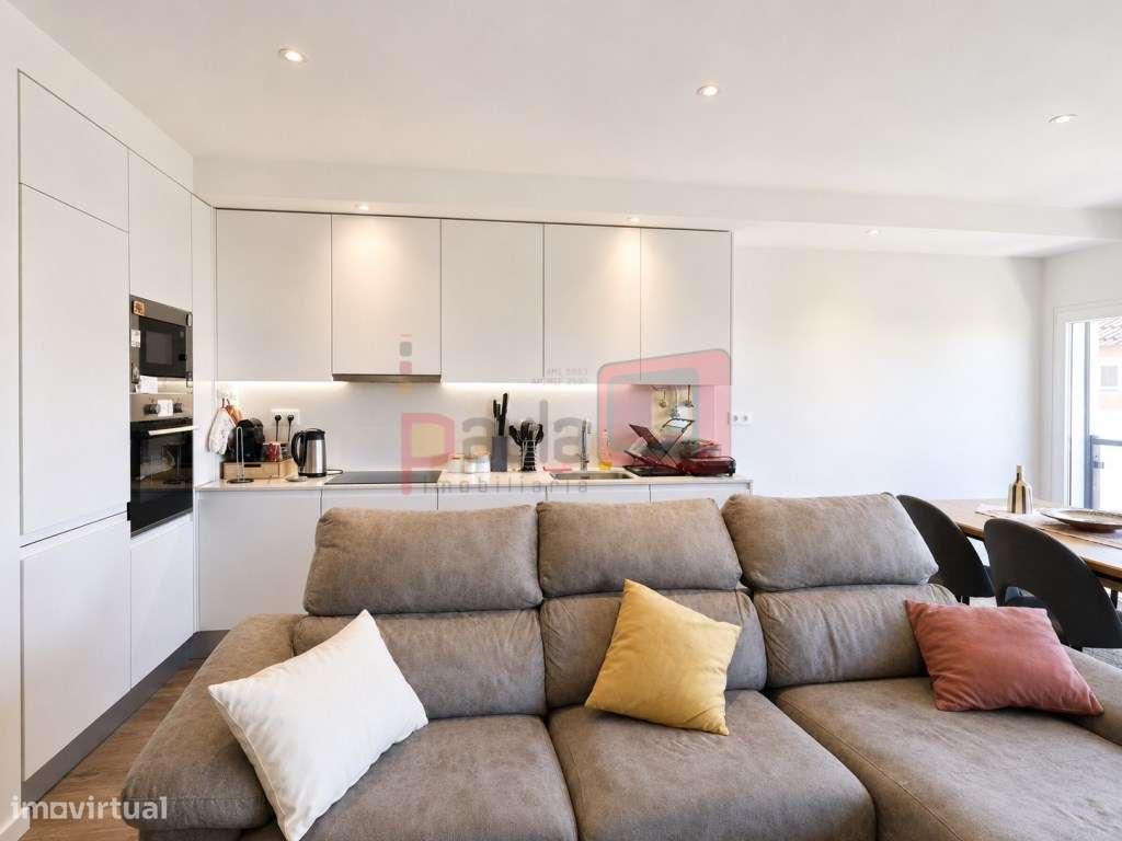 T2 + 1 DUPLEX SEMI-NOVO MONTIJO-16