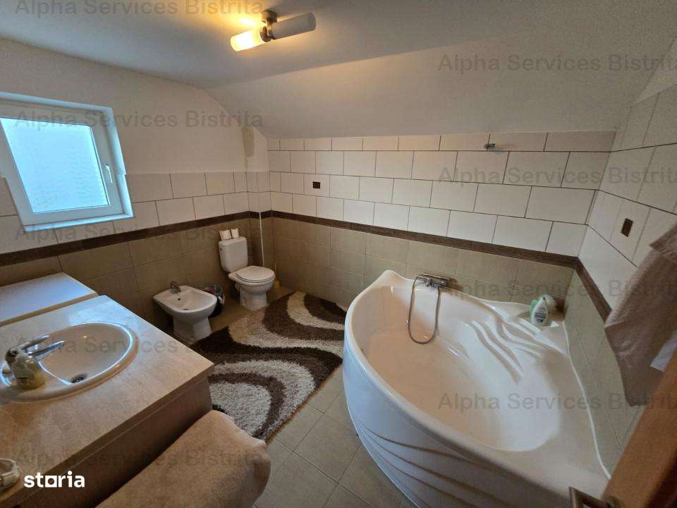 Vila spatioasa, construita in 2010-10