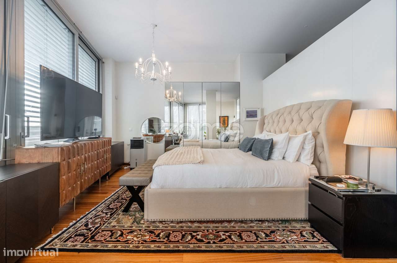 Penthouse T4 Duplex com Terraço - Grande imagem: 2/23