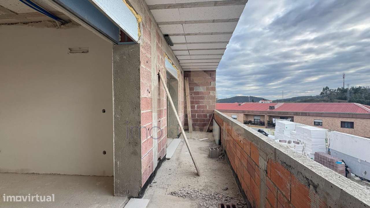Apartamento T2 NOVO - Em Barrosas-15