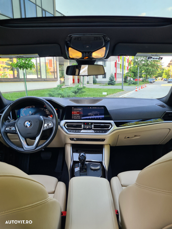 BMW Seria 3 330i AT Sport Line - 29