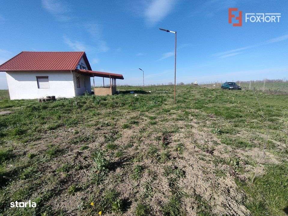 Teren de 2600 mp in Sanmihaiul Roman imprejmuit - ID V5057 - Imagine principală: 2/8