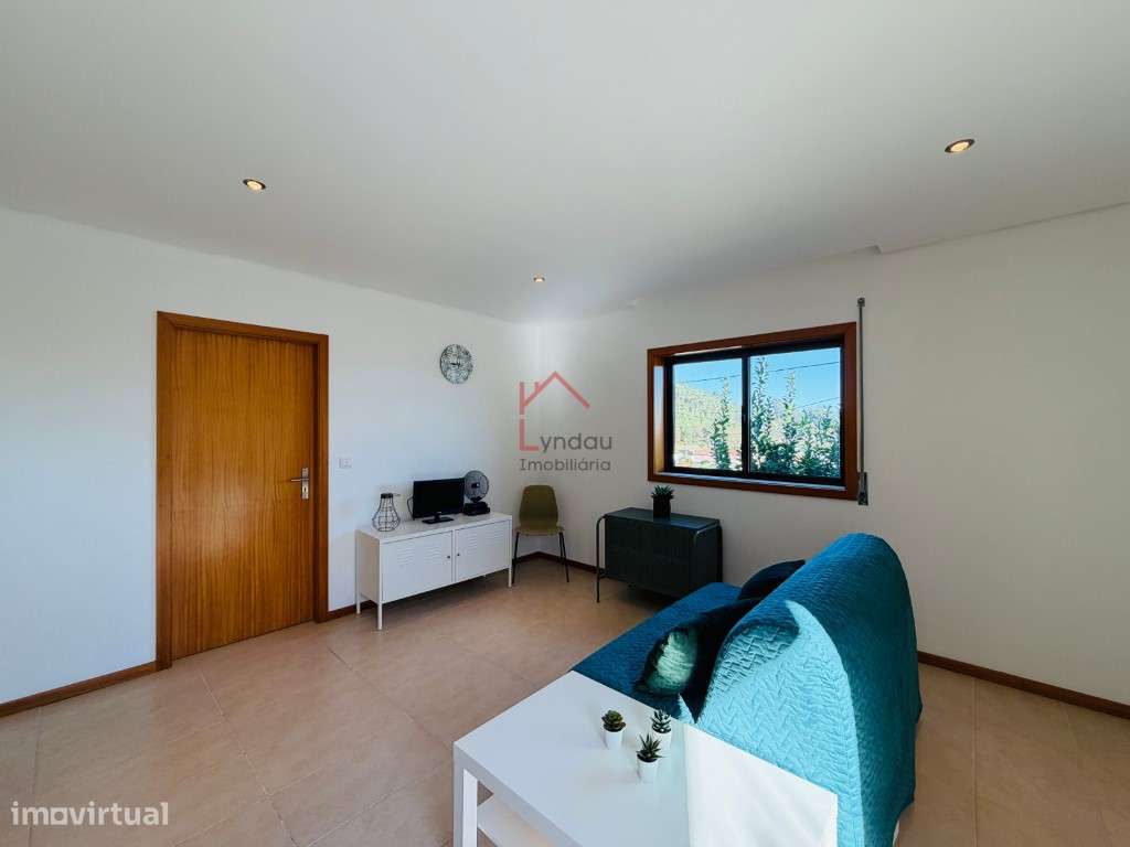 Moradia T1 Airão Guimarães-4