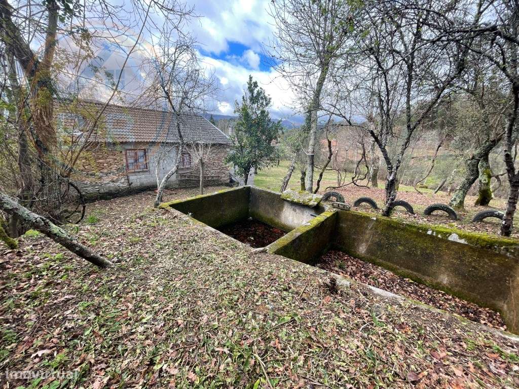 Moradia T4 em Chacim, Cabeceiras de Basto-40