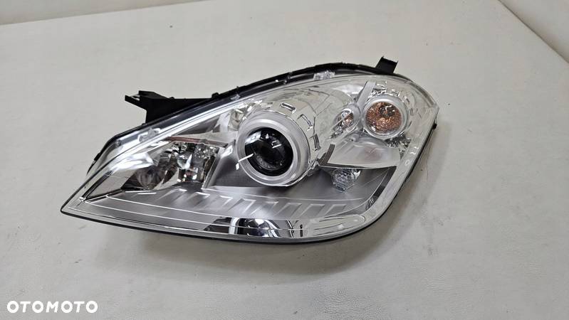 LAMPA LEWA PRAWA MERCEDES A-KLASA W169 LIFT BI-XENO A1698206161 A1698206261 - 2