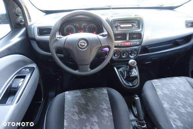 Opel Combo Tour 1.4 Enjoy Eu6 - 11