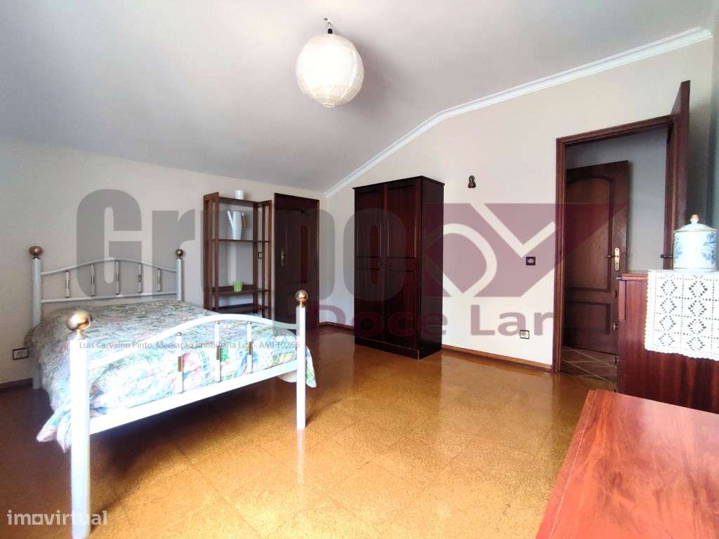 Moradia Isolada T5 com Garagem e anexo em Quinta do Conde-30