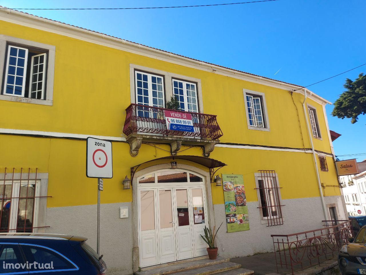 Moradia t5 e restaurante em Sintra com rendimento mobilada centro