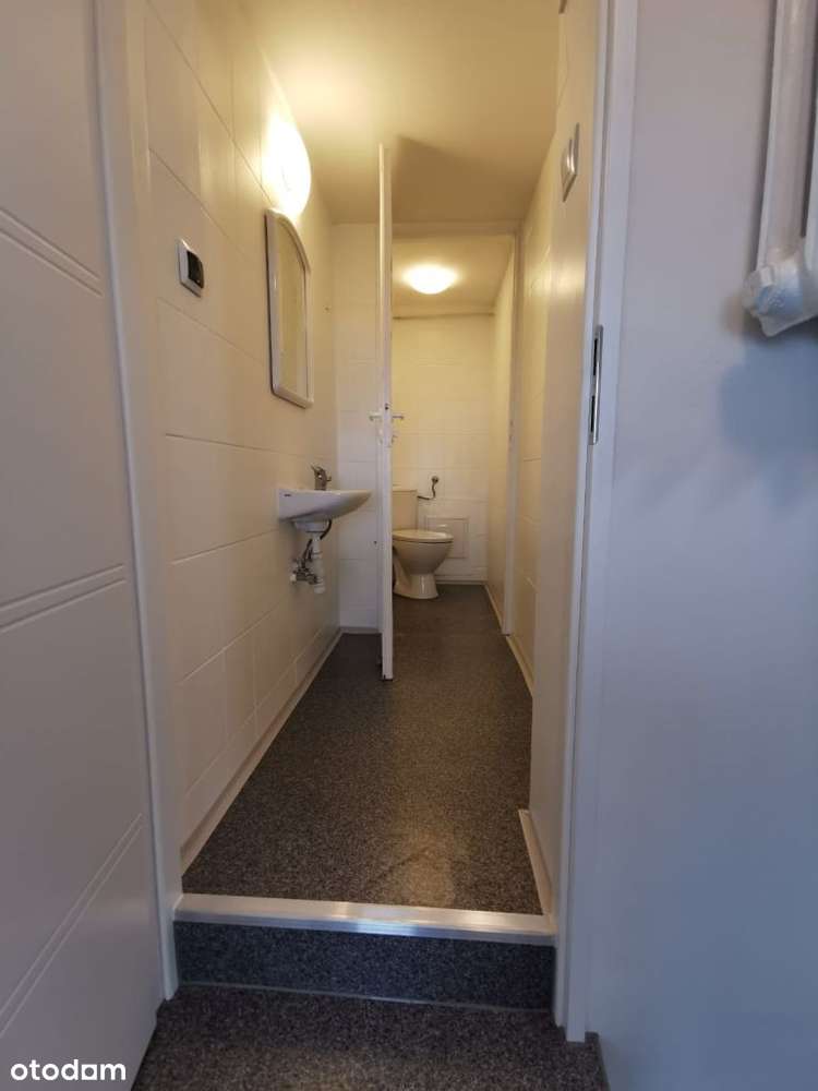 Parter - Dwa lokale handlowo-usługowe w centrum-15