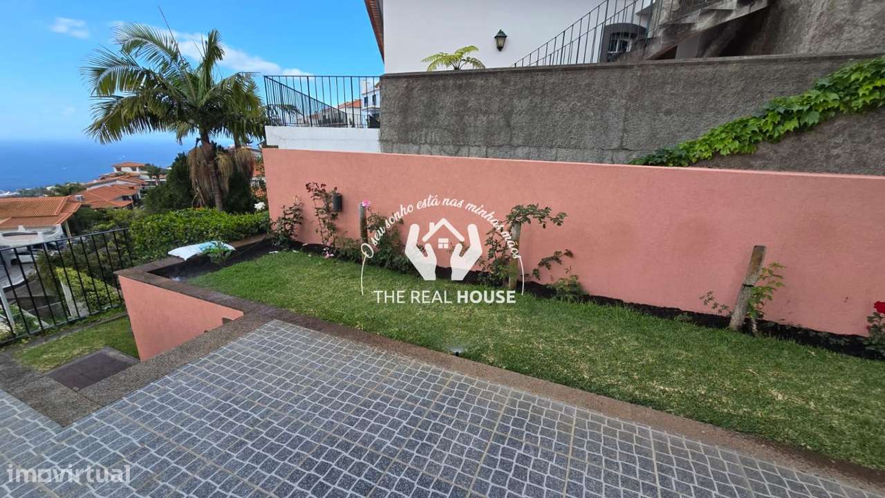 Moradia v3+1 funchal vista baia-11