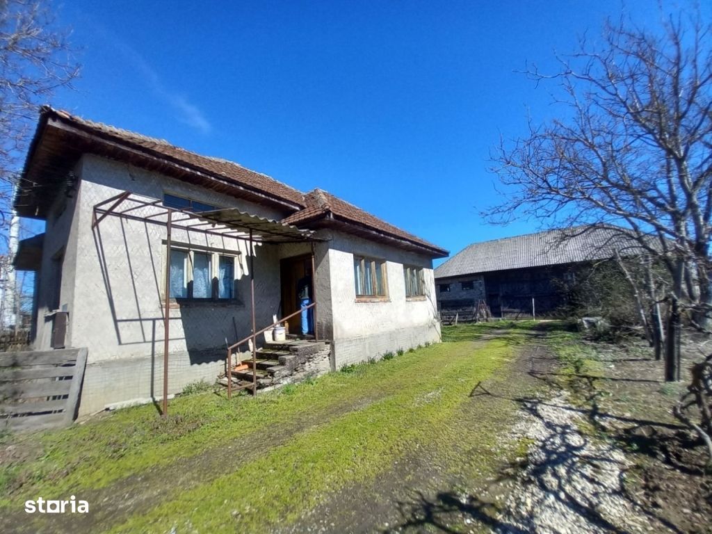 REDUCERE DE PRET!! Casa cu 3 camere, in localitatea Lucacesti! - Imagine principală: 1/9