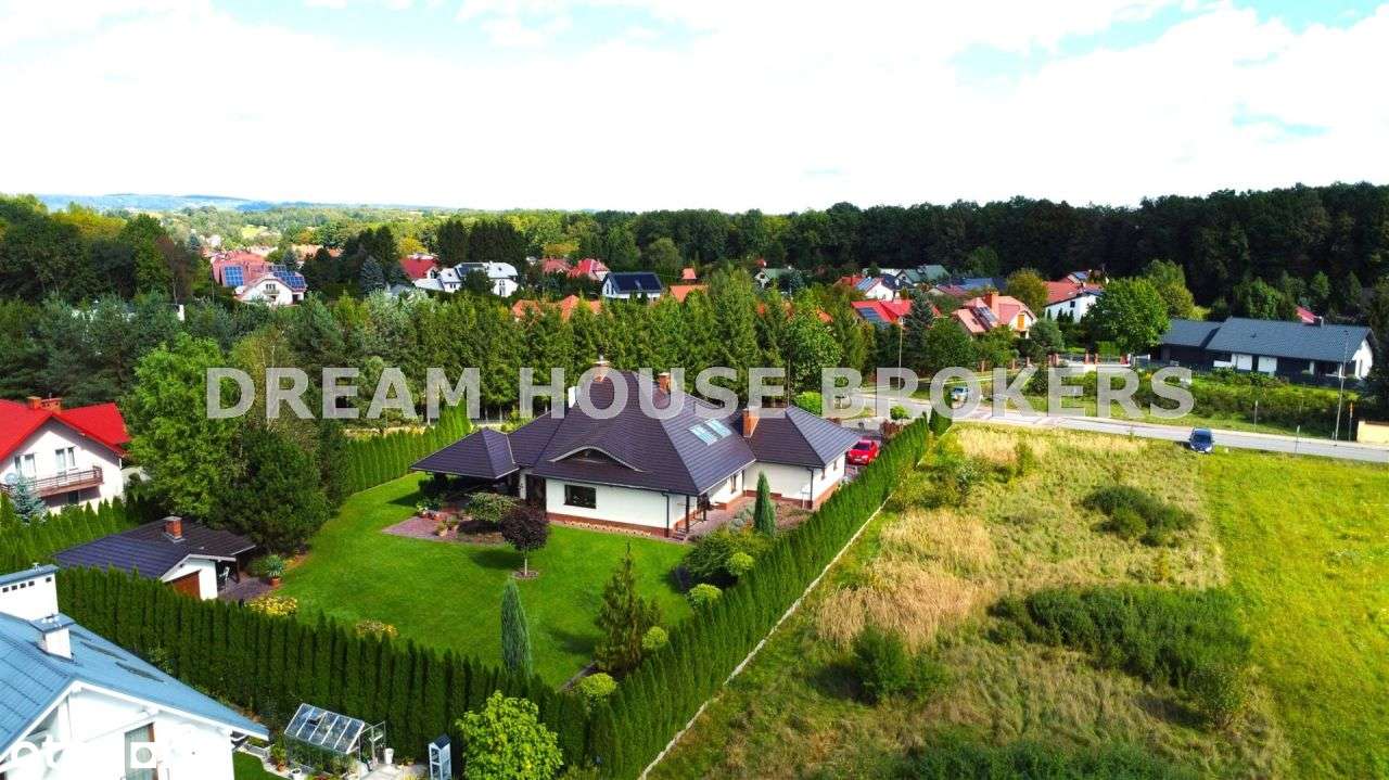 Dom-rezydencja na sprzedaż w Krościenku Wyżnym-1