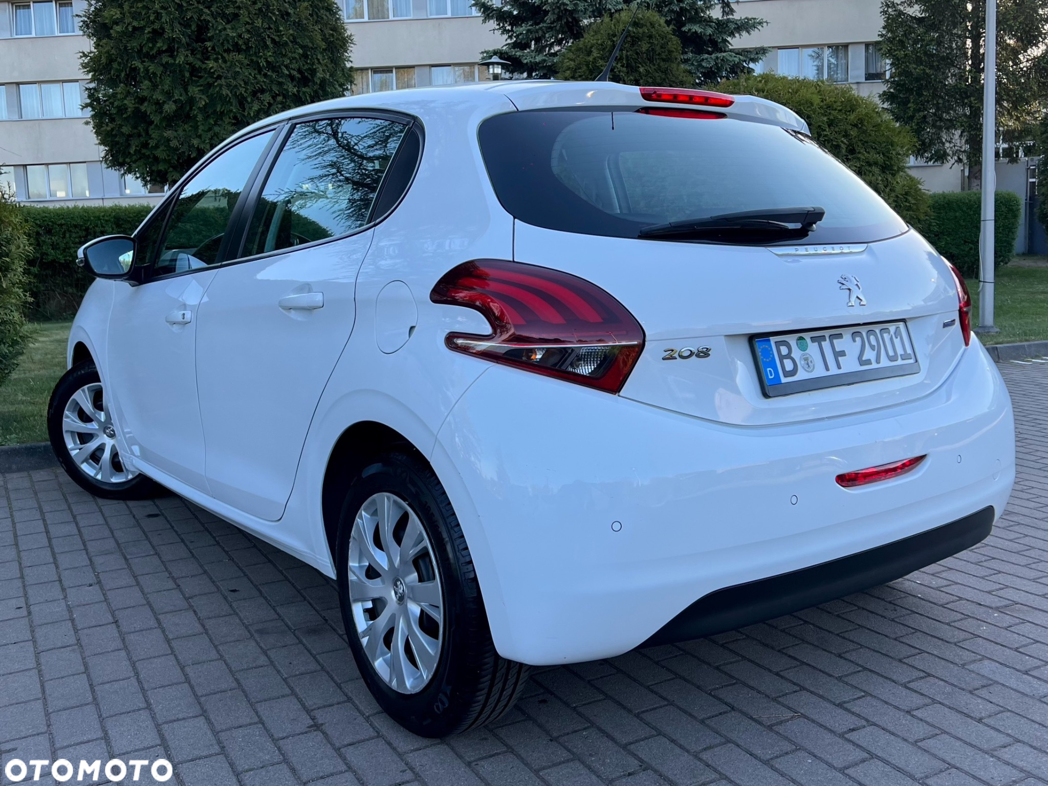 Peugeot 208 1.2 PureTech Active - 28