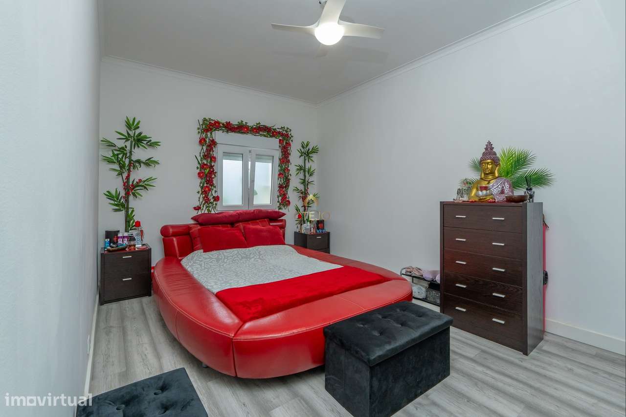 Moradia T3 em Pirescoxe, Santa Iria de Azóia-15