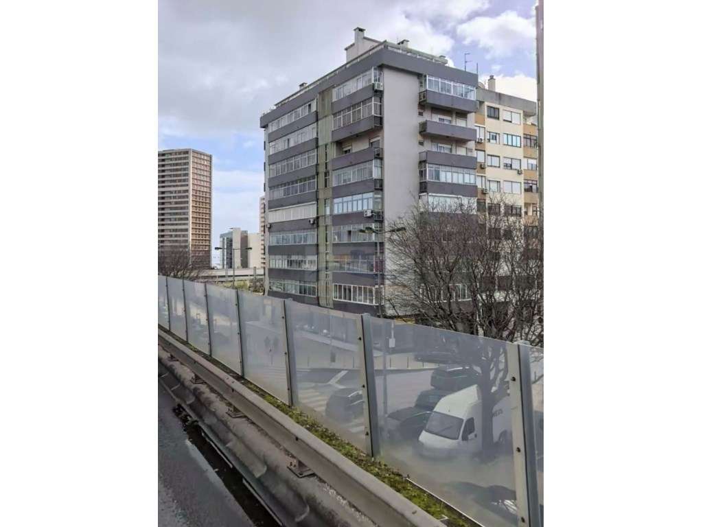 Apartamento T3 com Terraço e Garagem - Moscavide / Expo - Grande imagem: 3/38